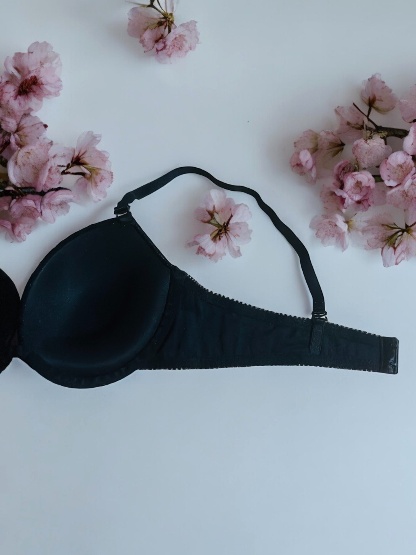 Siyah Desenli Sütyen