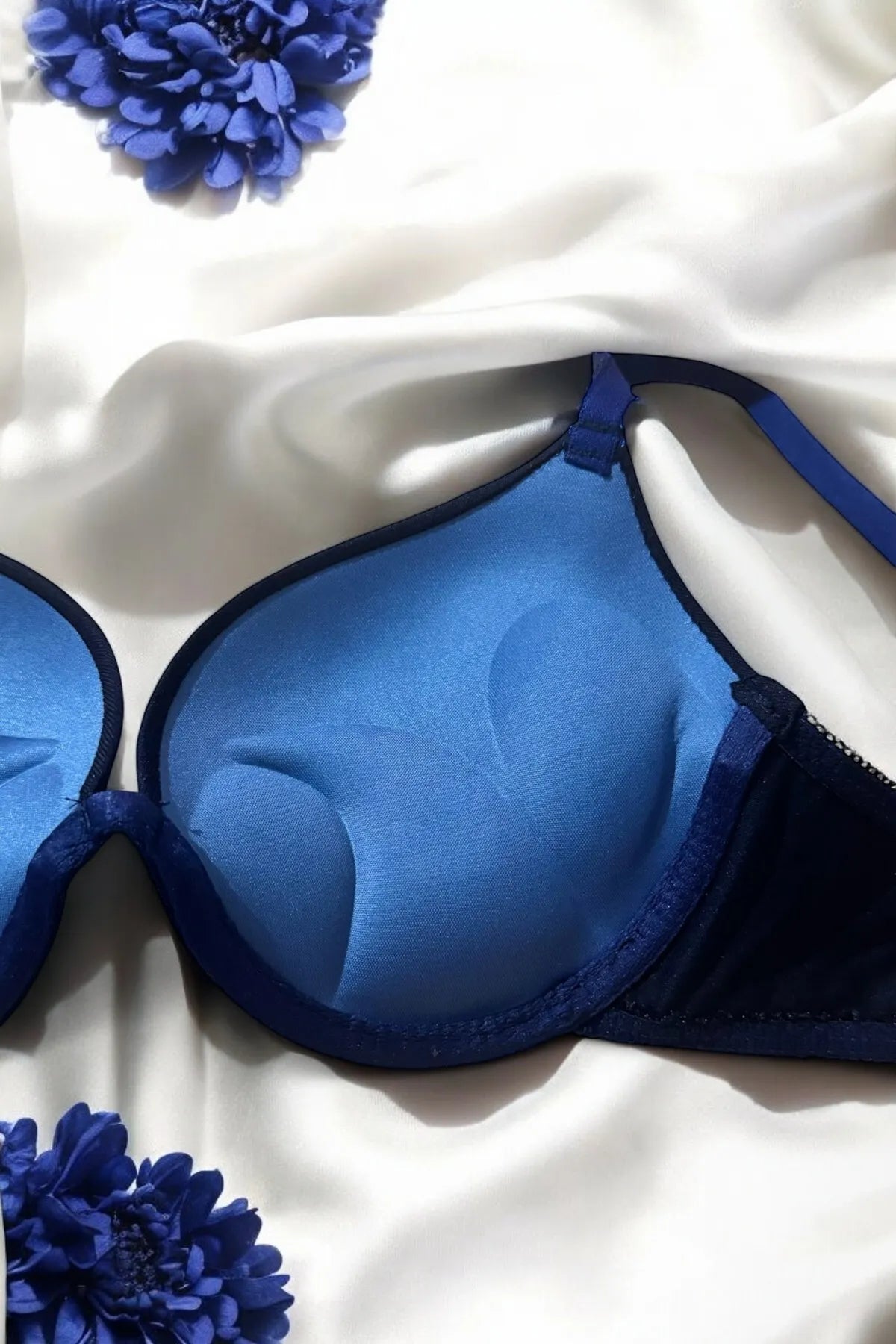 Lacivert Sütyen Takımı