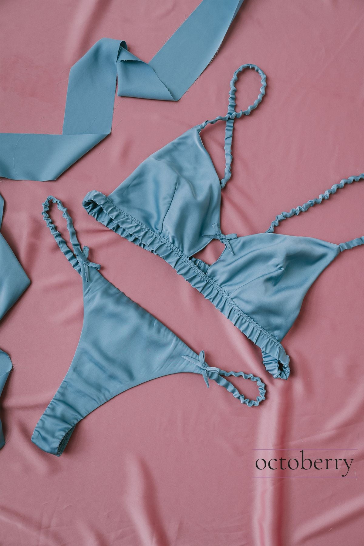 Mavi İpek Saten Bralet String Takımı