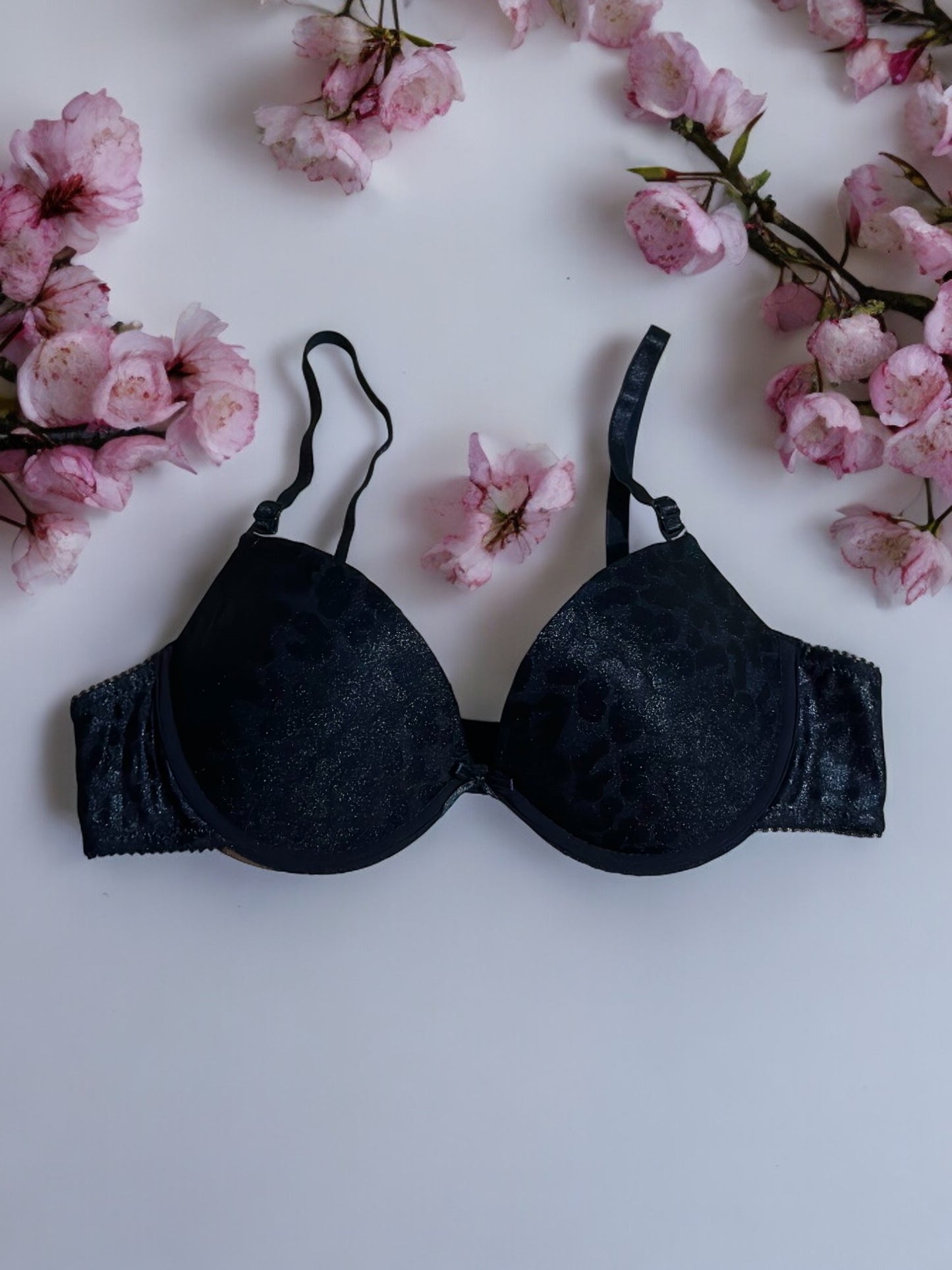 Siyah Desenli Sütyen