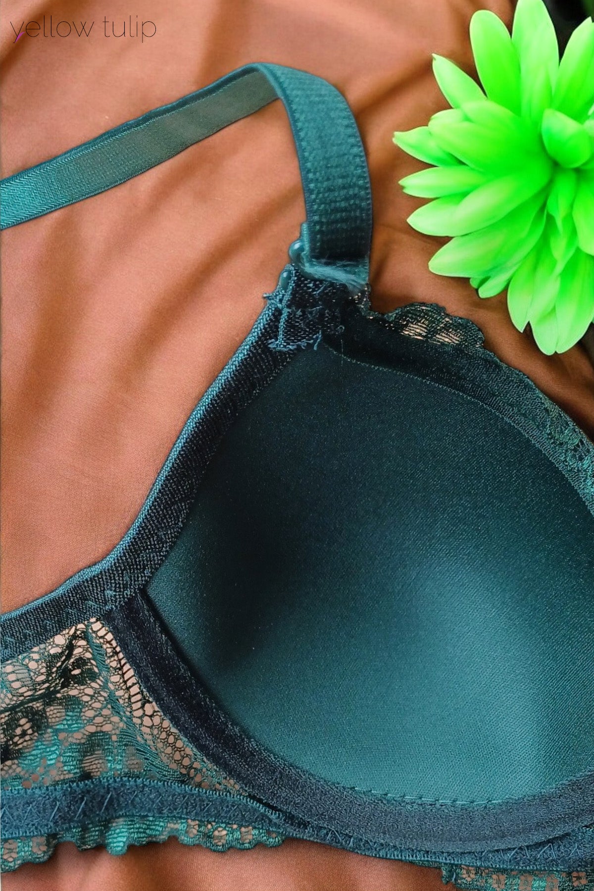 Dantel Detaylı Yeşil Sütyen