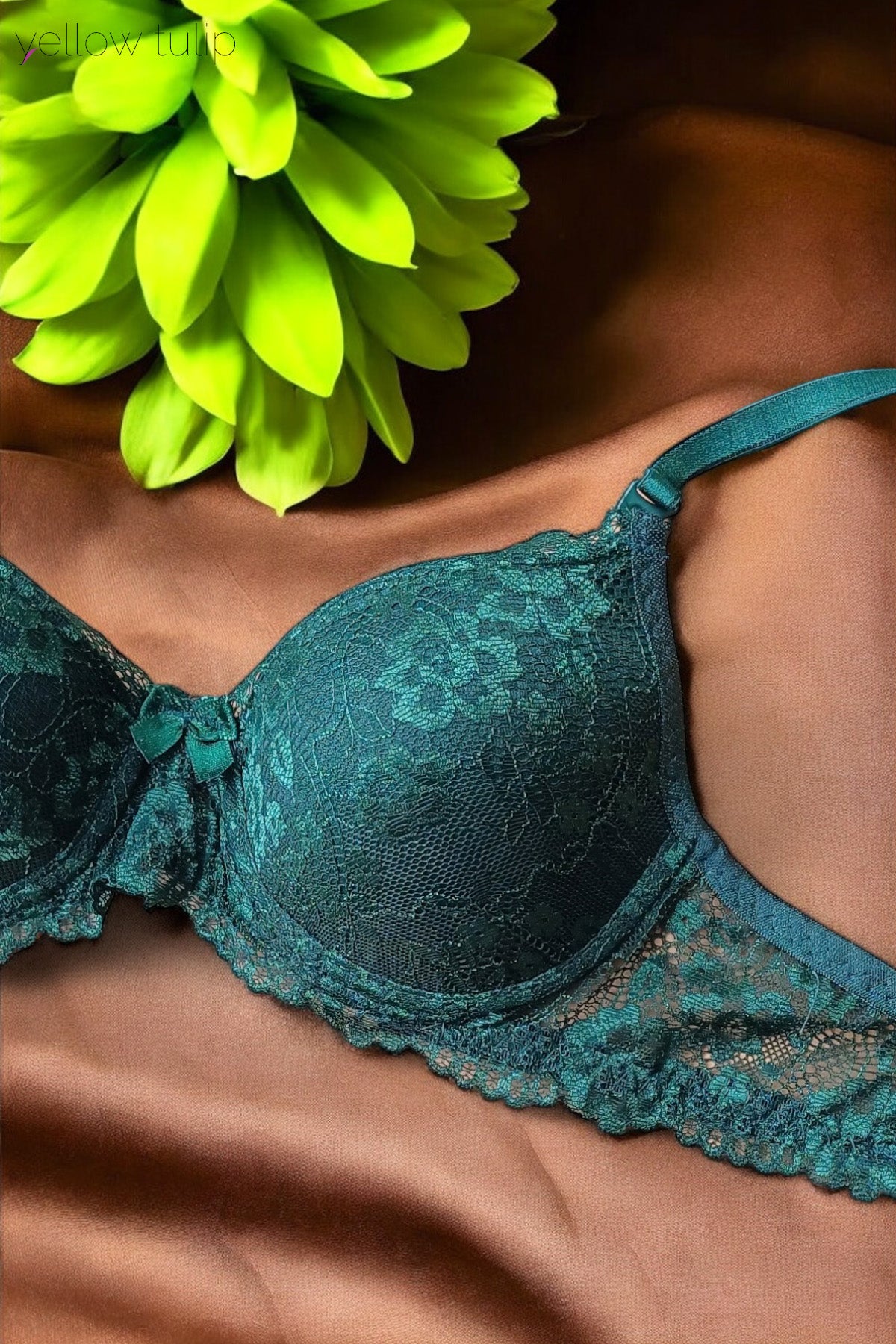 Dantel Detaylı Yeşil Sütyen