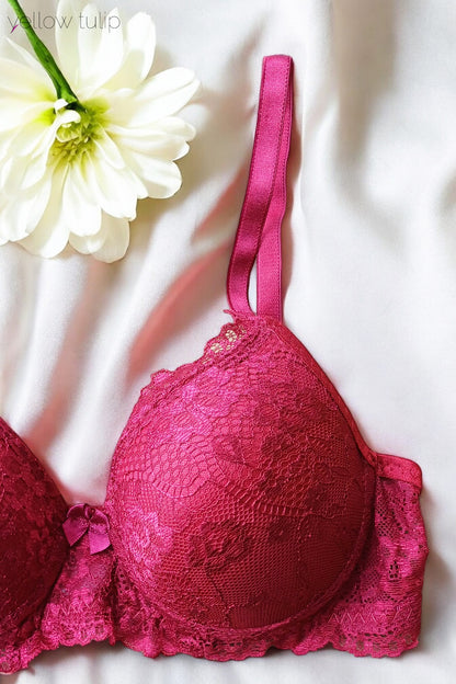 Dantel Detaylı Kırmız Sütyen