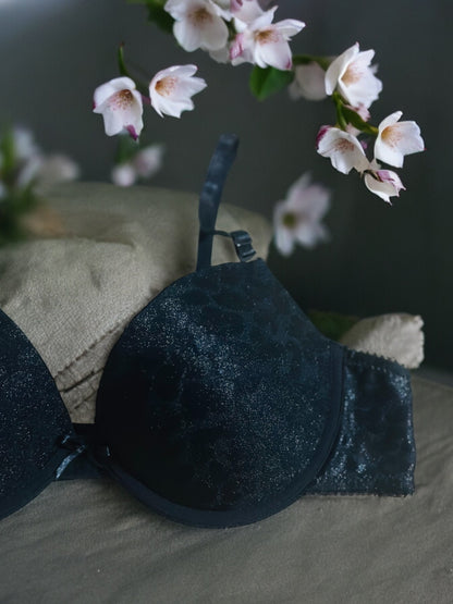 Siyah Desenli Sütyen